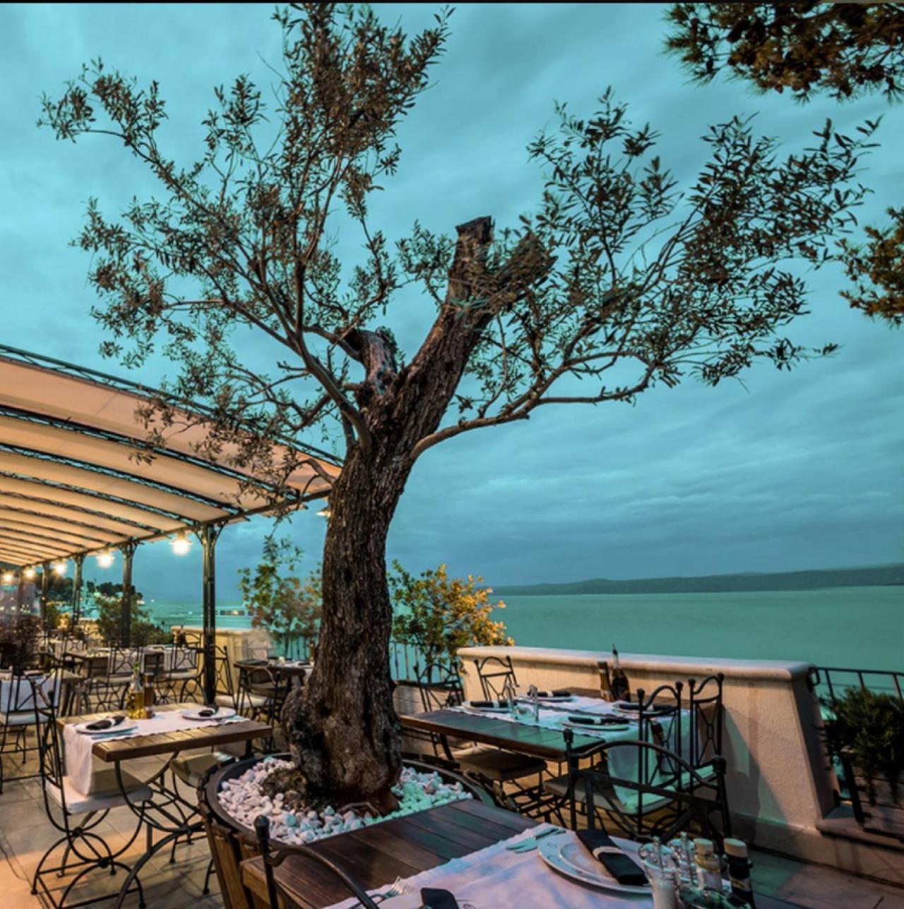 Newly Renovated Hotel Kastil Bol Bagian luar foto
