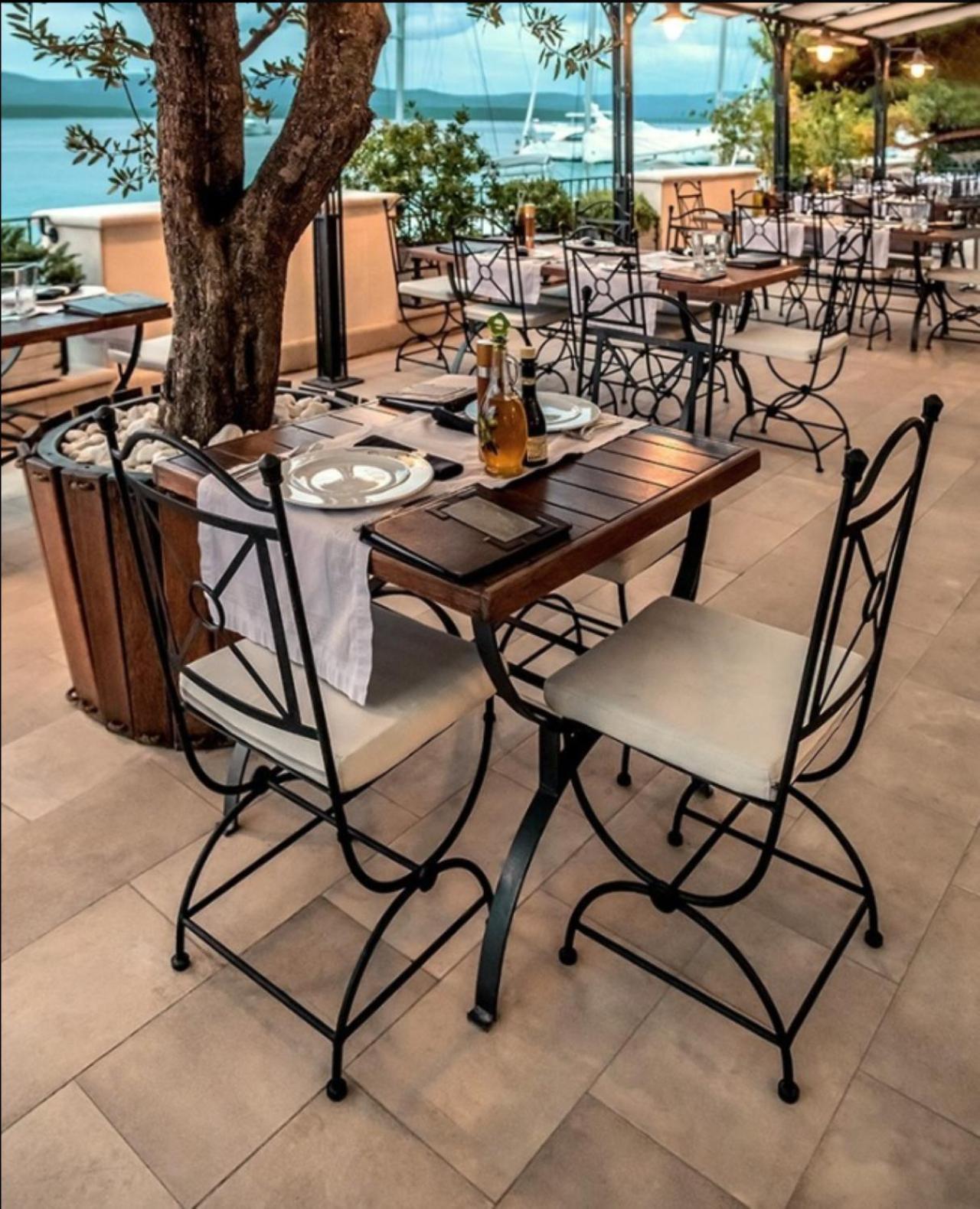 Newly Renovated Hotel Kastil Bol Bagian luar foto