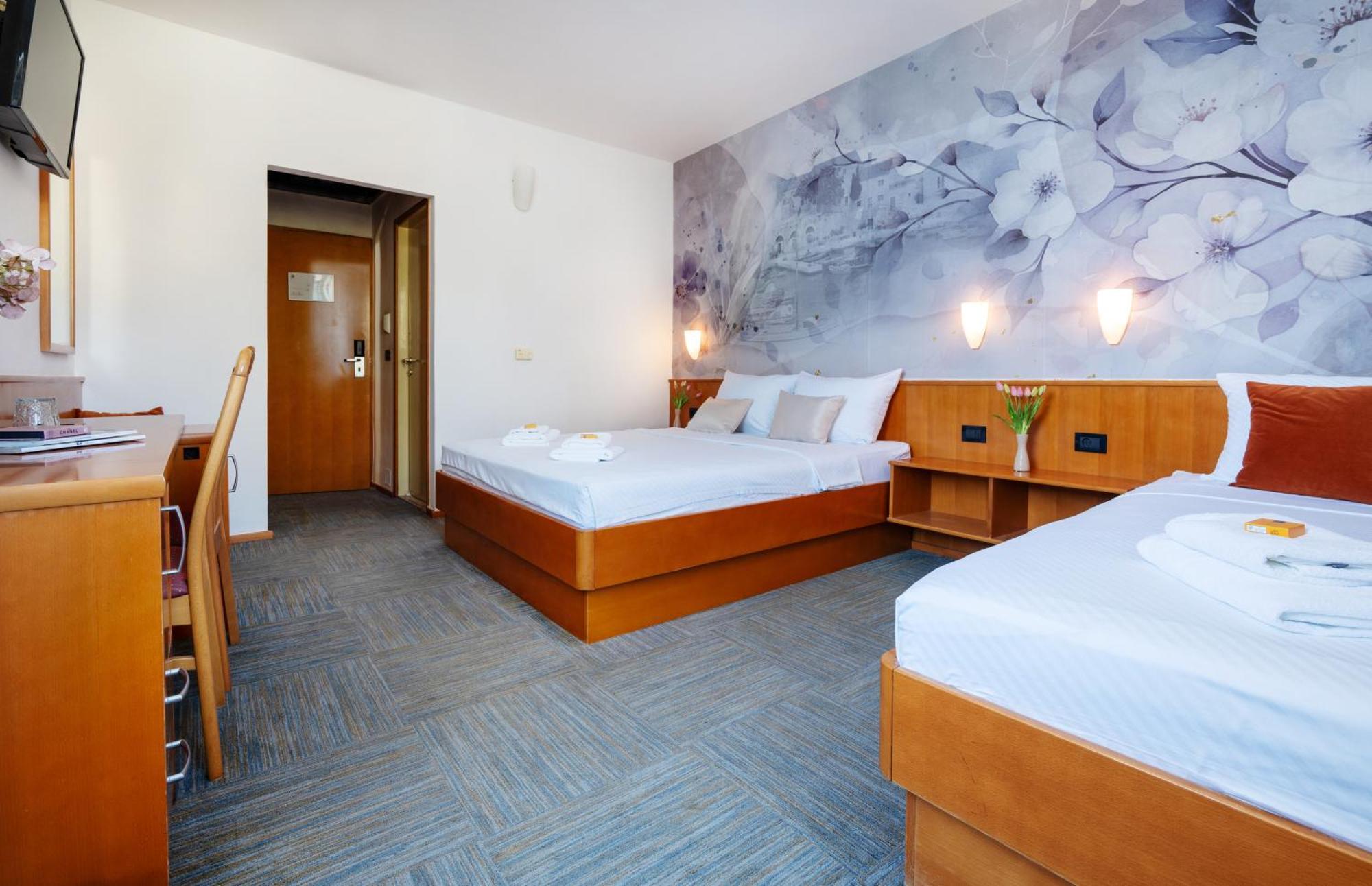 Newly Renovated Hotel Kastil Bol Ruang foto