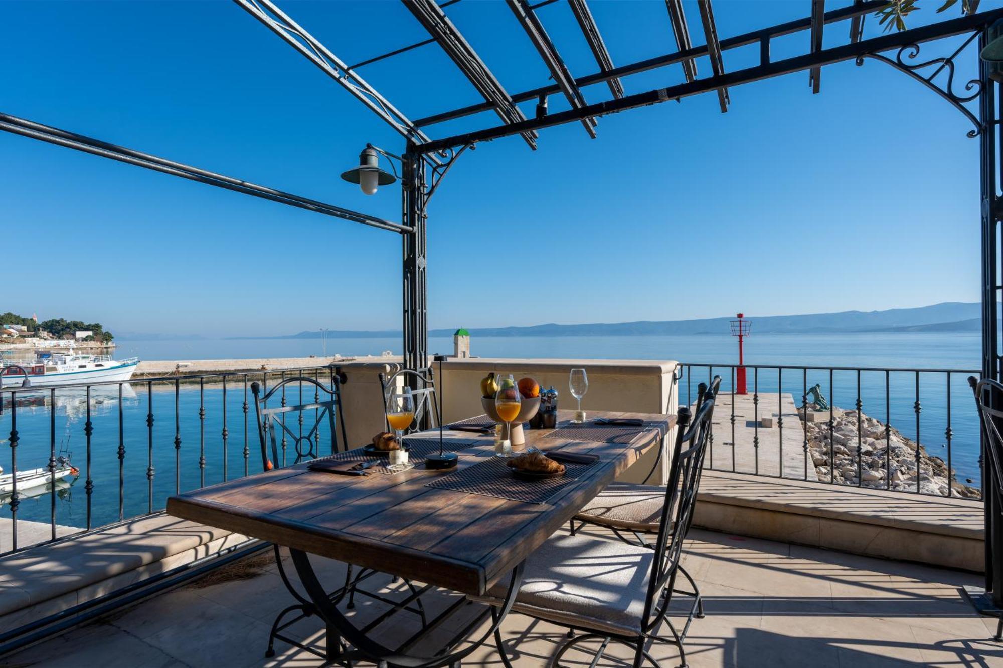 Newly Renovated Hotel Kastil Bol Bagian luar foto