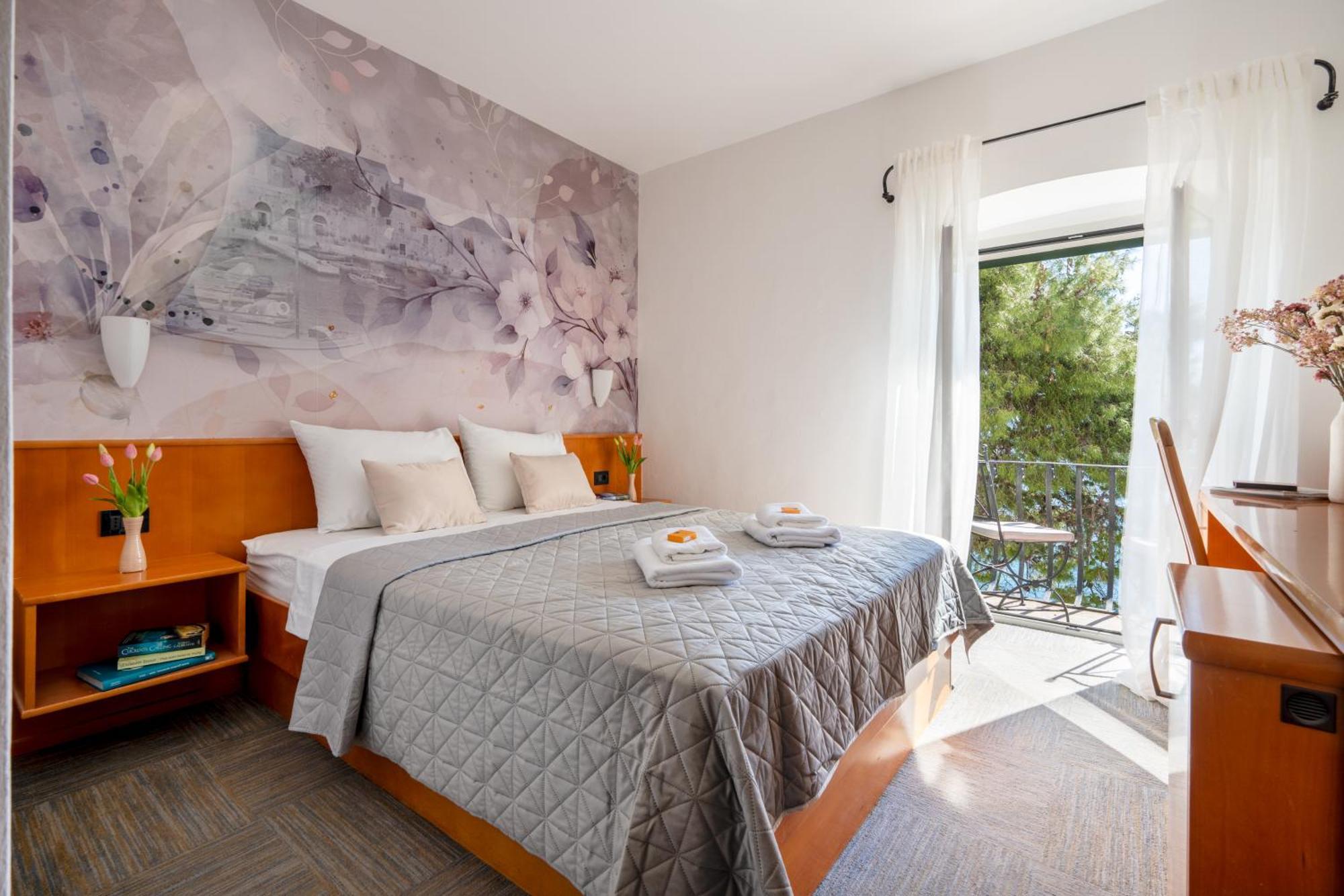 Newly Renovated Hotel Kastil Bol Bagian luar foto