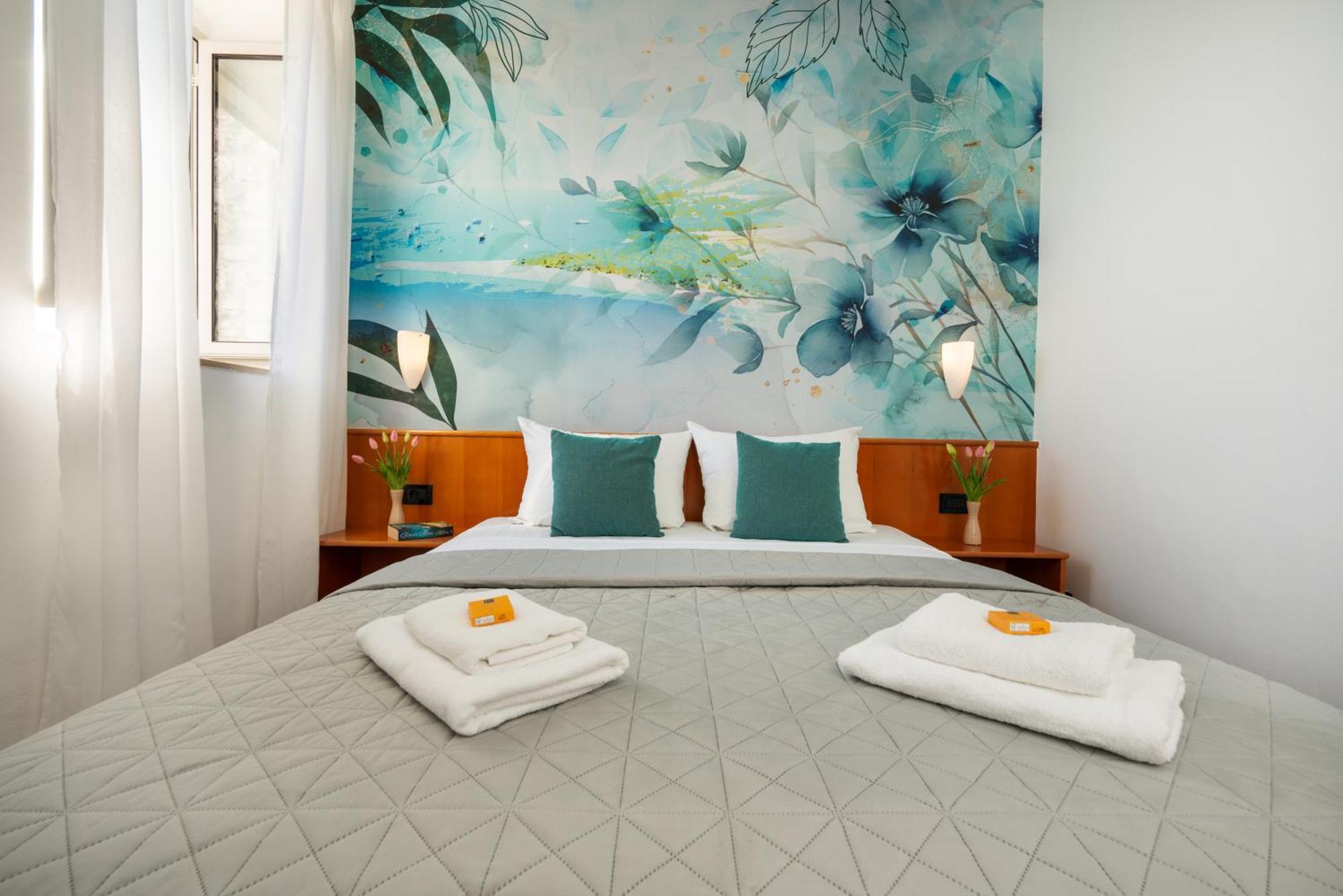 Newly Renovated Hotel Kastil Bol Bagian luar foto