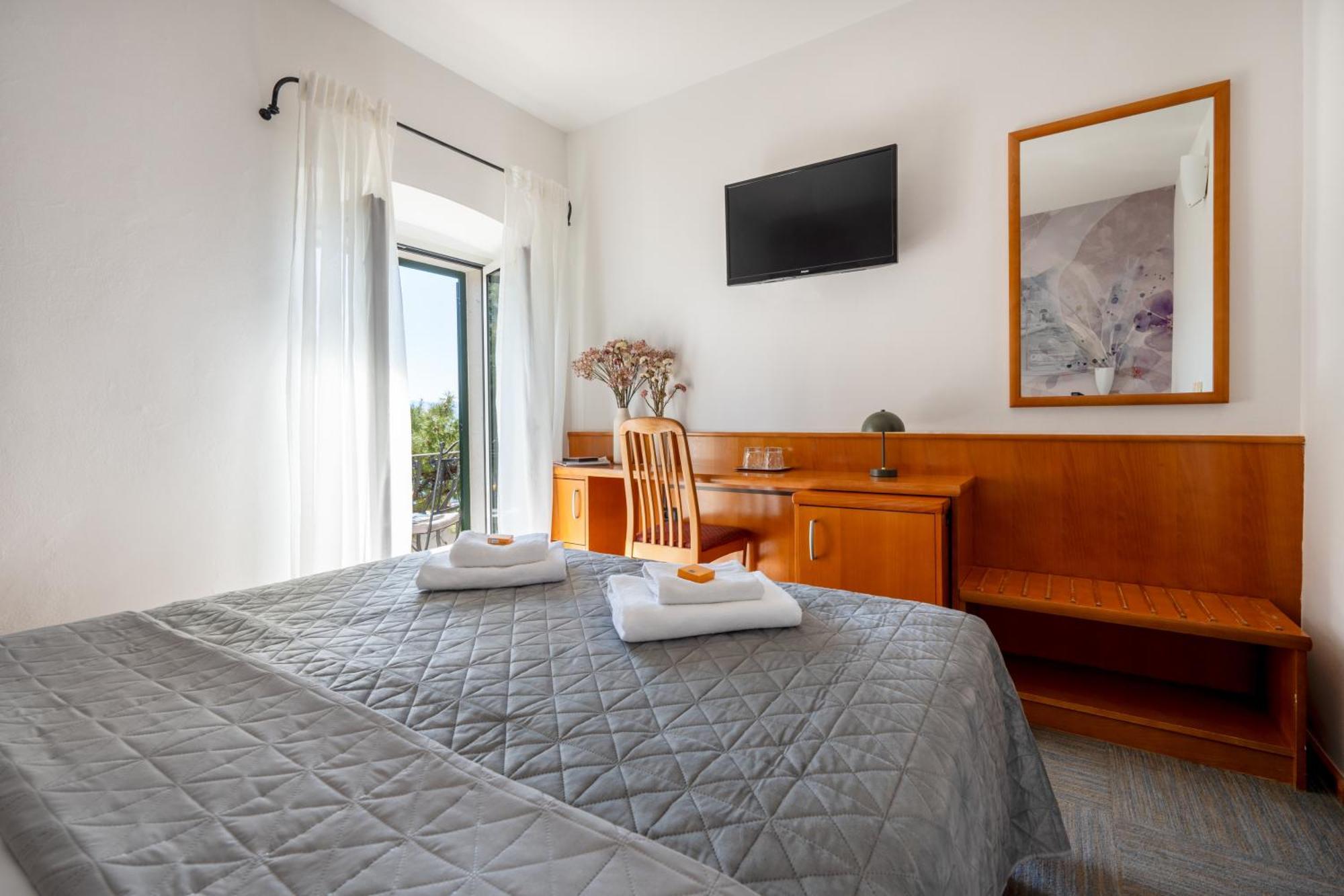 Newly Renovated Hotel Kastil Bol Bagian luar foto