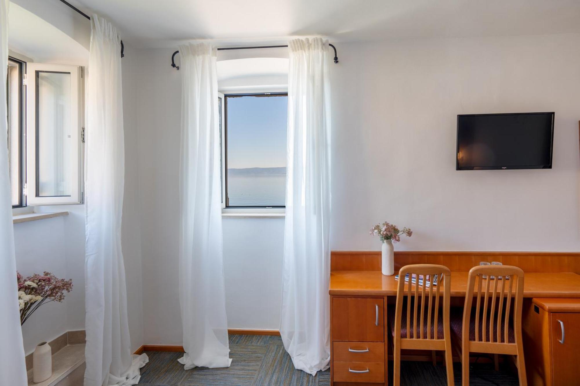 Newly Renovated Hotel Kastil Bol Bagian luar foto