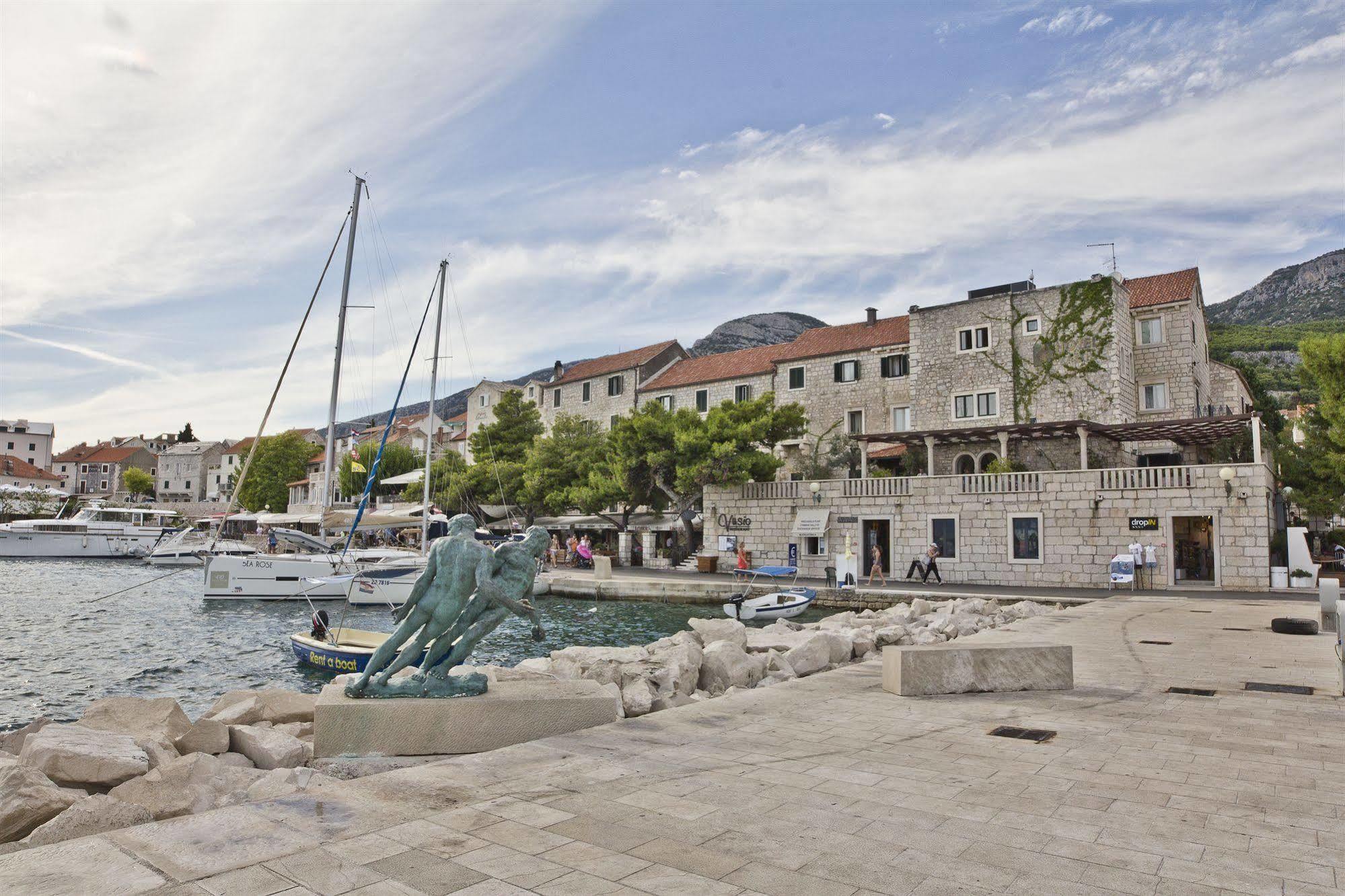 Newly Renovated Hotel Kastil Bol Bagian luar foto